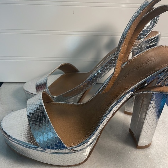 ASOS DESIGN heels Nutshell platform barely there heels silver snake size 9 - Picture 10 of 12